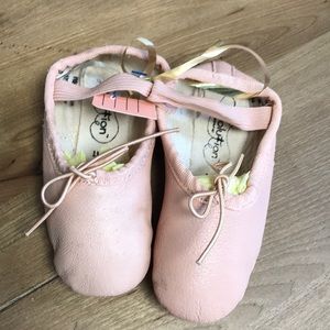 Ballet slippers